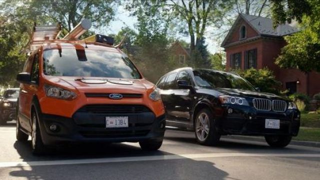 BMW X3 driven by Violet (Michelle Monaghan) in Pixels