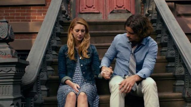 Black and white checkered dress worn by Sarah Asher (Yael Grobglas) in An Interview with God