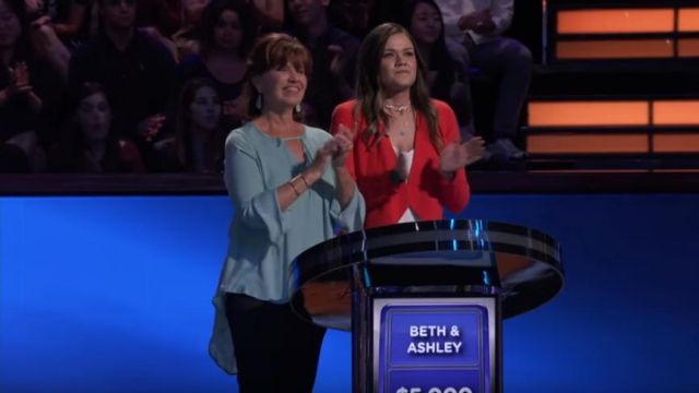 Tank in white worn by Ashley in Beat Shazam S01E12, August, 17 2017