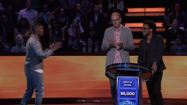 Suit Jack­et Navy Blue worn by Ryan in Beat Shazam S01E10,  August , 10 2017