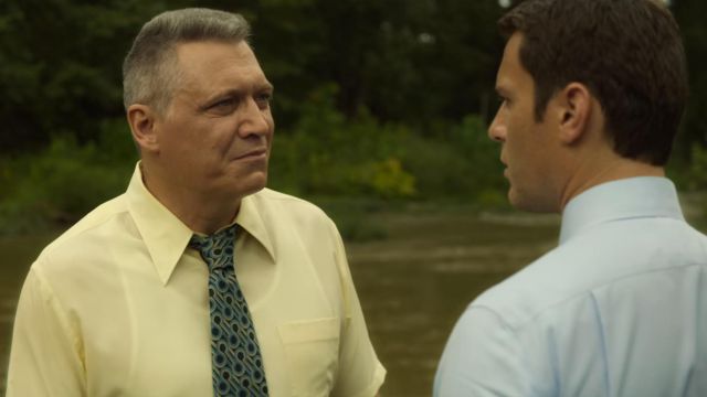 Tie, vintage Bill Tench (Holt McCallany) in Mindhunter (S02E08)