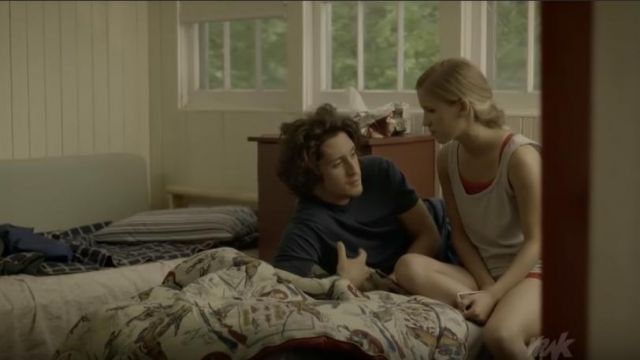 T-shirt noir porté par Maxime  (Lou-Pascal Tremblay) dans Jérémie (S01E04)