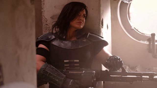 Machine Gun utilisé par Cara Dune (Gina Carano) comme on le voit dans Le Mandalorien (Saison 1)