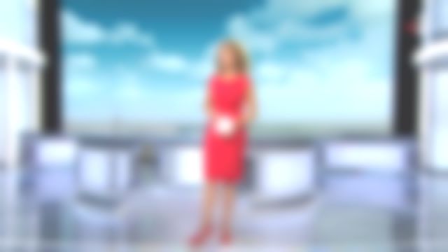 The red Dress draped red Marie-Sophie Lacarrau in the Journal of 13 hours