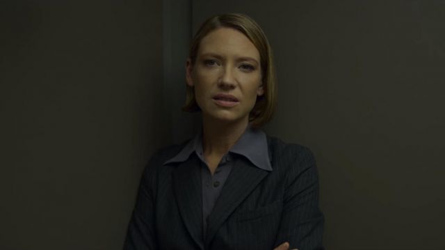 Le blazer rayé de Wendy Carr (Anna Torv) dans Mindhunter (S02E04)