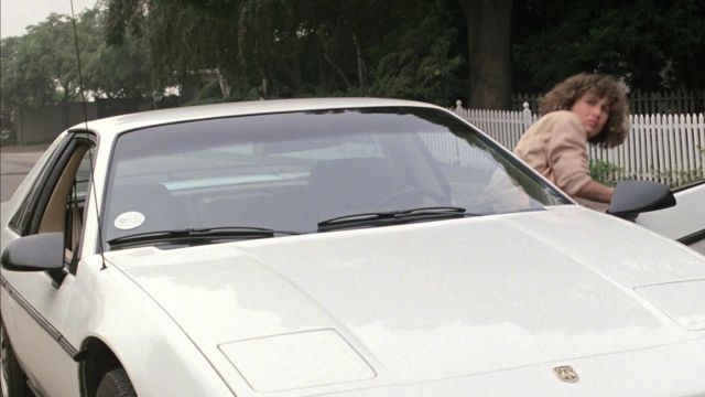 Pontiac Fiero driven by Jeanie Bueller (Jennifer Grey) in Ferris Bueller's Day Off