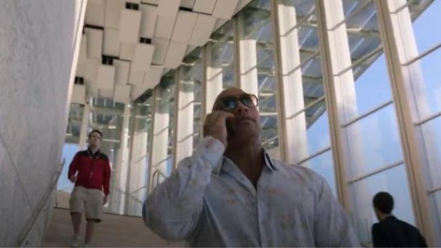 Brun foncé/noir Aviateur lunettes de soleil portées par Spencer Strasmore (Dwayne Johnson) dans Ballers de la Saison 5-Episode4