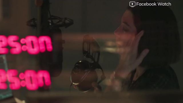 Blue mo fi headphones used by Lia Haddock (Jessica Biel) in Limetown (S01E01)