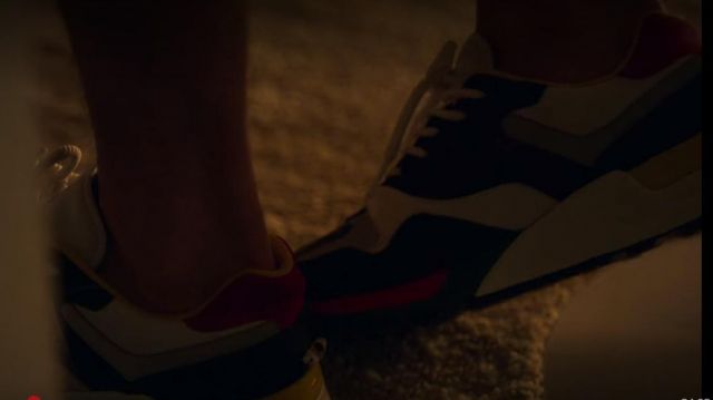 White-colourful sneakers worn by Valerio (Jorge López) in Elite Season 2 Episode 8