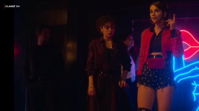 Black short with star worn by Rebecca (Claudia Salas) in Elite Season 2 Episode 4