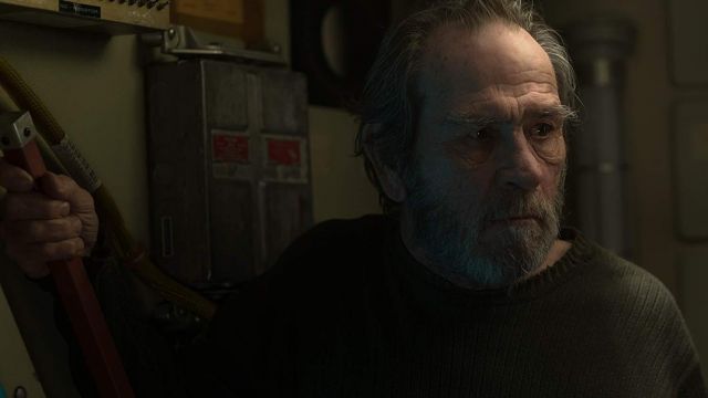 Cashmere Sweater worn by Clifford McBride (Tommy Lee Jones) in Ad Astra