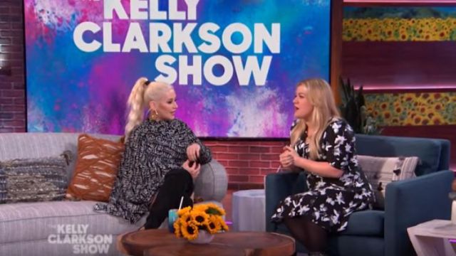 Derek Lam floral crepe minidress worn by Kelly Clarkson on The Kelly Clarkson Show September 16, 2019