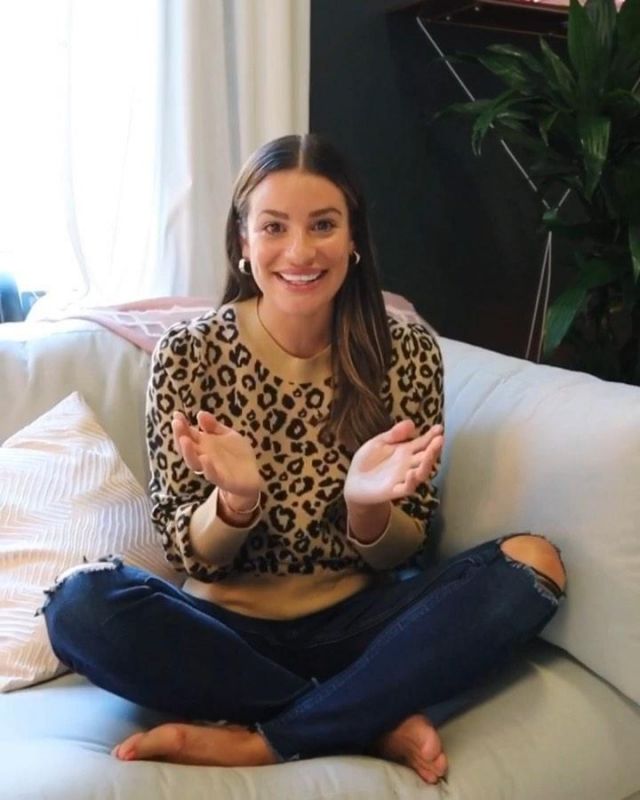 Le pull leopard Veronica Beard porté par Lea Michele sur le compte Instagram de @leamichele