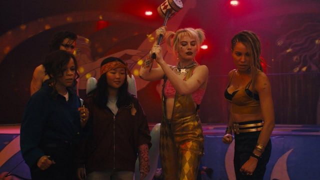 Yellow gold jumpsuit worn by Harley Quinn (Margot Robbie) in Birds of Prey (And the Fantabulous Emancipation of One Harley Quinn)