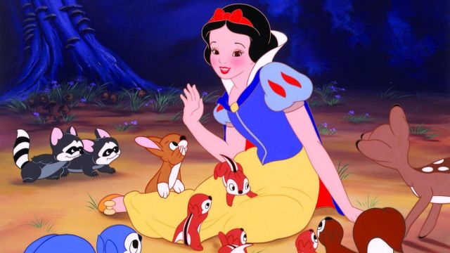 Disguise kids Snow White (Adriana Caselotti) in Snow White and the Seven Dwarfs