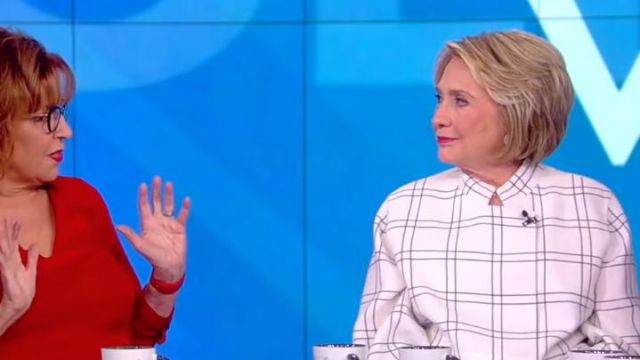 Akris White Check Jack­et worn by Hillary Clinton on The View October 3, 2019