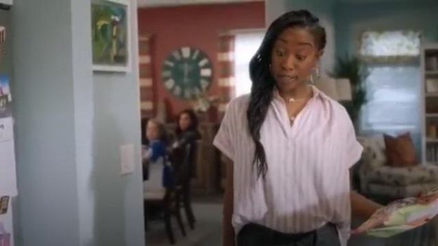 Madewell Central Tunic Shirt in Lavender Stripe worn by Michelle (Maya Lynne Robinson) in The Unicorn Season 1 Episode 2
