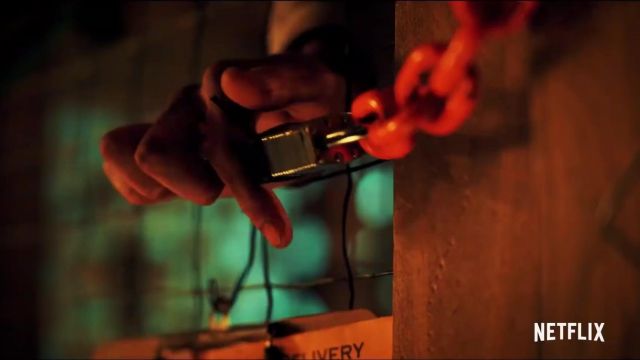 Master Lock 105D large cadenas utilisés par Josh Wheeler (Colin Ford) à l'Aube de la Saison 1