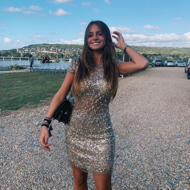 The Minidress With Sequins Worn By Danae On The Account Instagram Of 