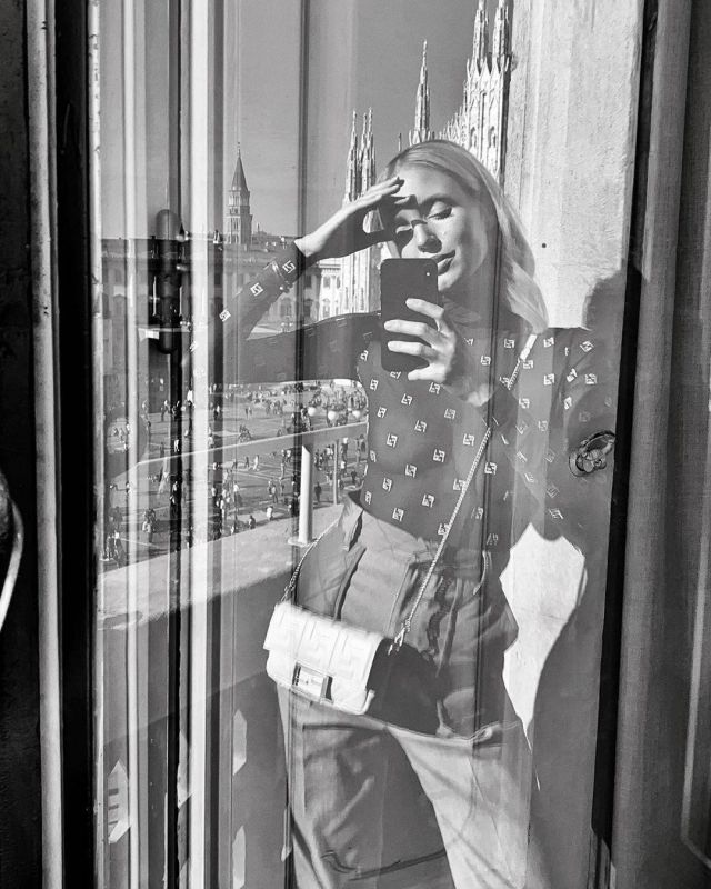 Fendi White Leather Bag worn by Leonie Hanne on the Instagram account @leoniehanne in Milan September 20, 2019