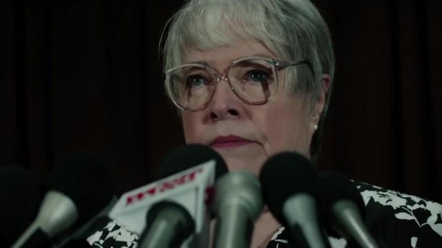 The glasses of Bobi Jewell (Kathy Bates) in The case of Richard Jewell