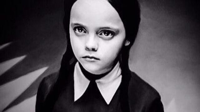 The replica of the outfit worn by Wednesday Addams (Christina Ricci) in The Addams Family