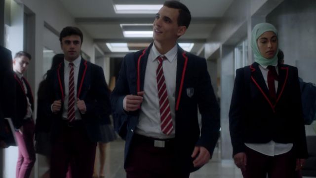 The school uniform worn by Christian (Miguel Herrán) in Elite S01E01