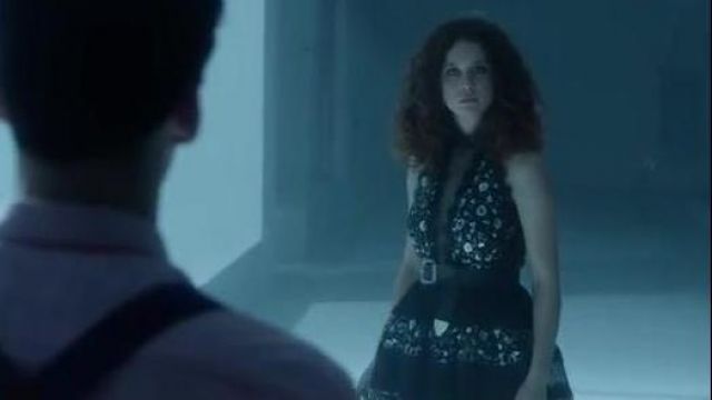 Sequined dress worn by Marina (María Pedraza) in Elite S01E08