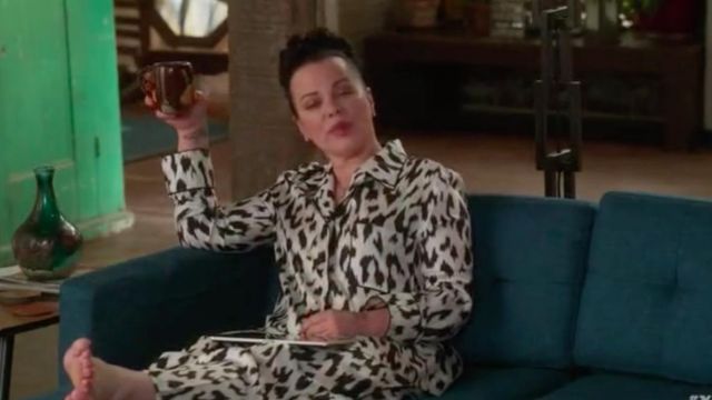 Cow animal print pajama worn by Maggie (Debi Mazar) in Younger (S06E01)