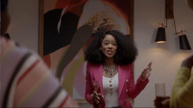 Balmain blazer rose porté par Tiana Brun (Serayah McNeill) dans l'Empire Saison 06 Episode 04