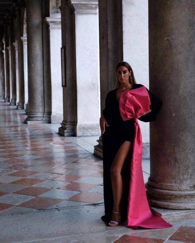 Casadei San­dales Hells worn by Elisa Taviti on the Instagram account @elisataviti