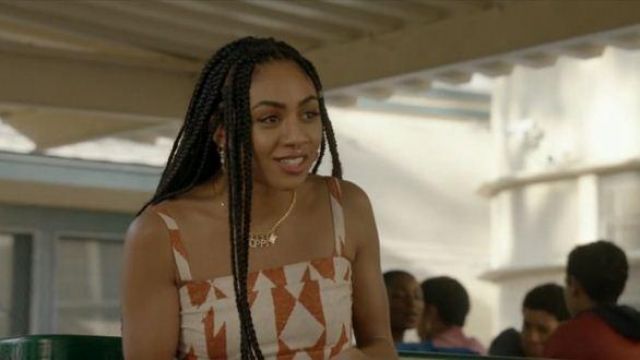 Forever 21 White and Orange Geo print crop top worn by Patience (Chelsea Tavares) in All American Season 02 Episode 02
