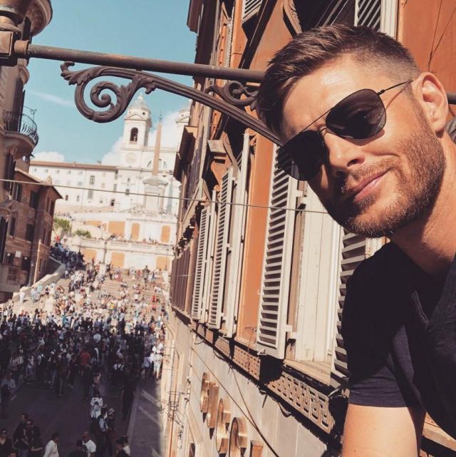 Aviator Sunglasses worn by Jensen Ackles on Instagram