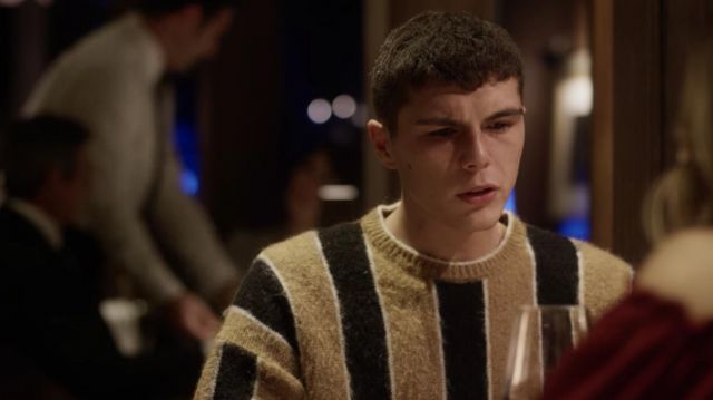 The striped sweater worn by Damiano (Riccardo Mandolini) in Baby (S02E03)