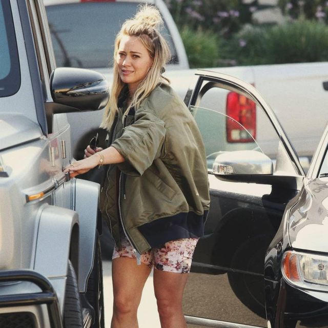 Sacai bomber jacket worn by Hilary Duff Joan’s on Third October 17, 2019