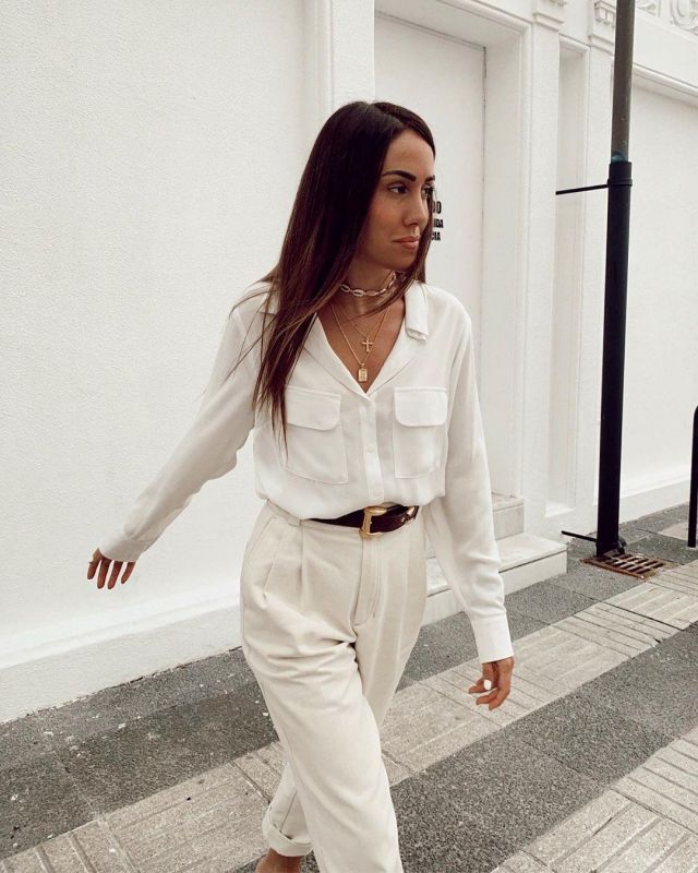 White belt trousers of Ana Rey on the Instagram account @dorytrendy ...