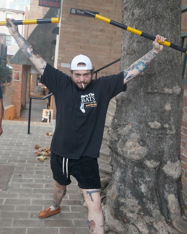 Save the Bats Tee of Post Malone on the Instagram account @postmalone