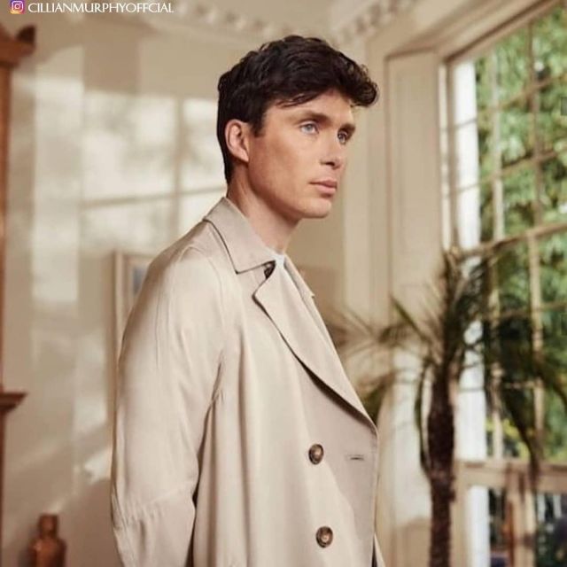 Burberry The Westminster-Extra Lange Trenchcoat worn by Cillian Murphy on the Instagram account @cillianmurphyoffcial
