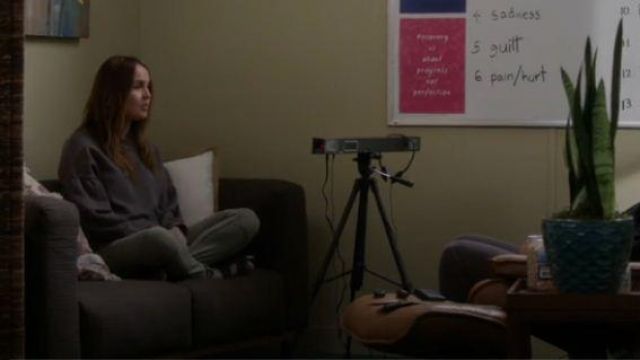 Birkenstock Black Sandals worn by Dr. Jo Wilson (Camilla Luddington) in Grey's Anatomy Season 16 Episode 05