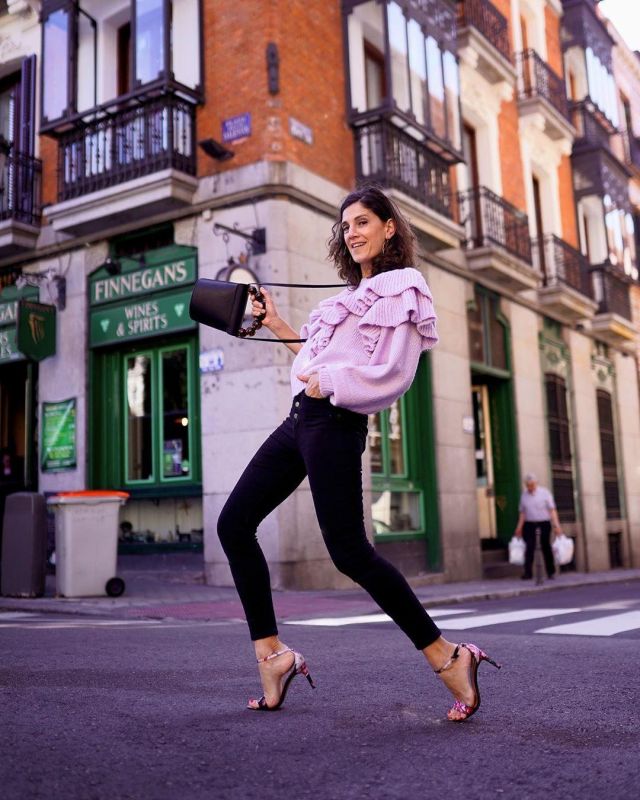 Jeans high rise skinny botones de Belén Canalejo sur l'Instagram account @balamoda