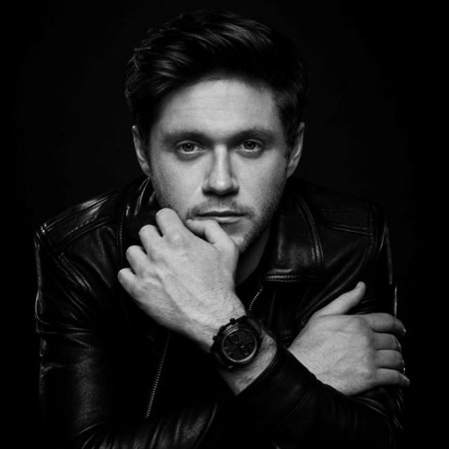 The Omega watch black worn by Niall Horan on his account Instagram @niallhoran 