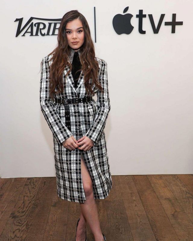Michael Kors collection embellished cotton poplin dickie worn by Hailee Steinfeld Instagram Stories October 25, 2019