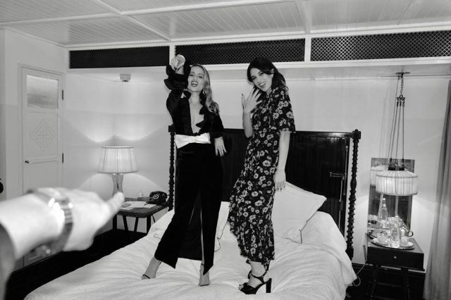 Alessandra Rich Volants d'Organza de Soie Et Robe de Velours porté par Dianna Agron Instagram le 24 octobre 2019