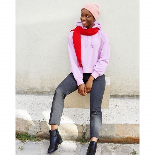 Sweatshirt violet Assa Sylla on the account Instagram of @assasylla