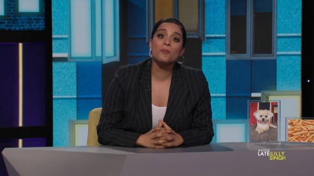 Sin­gle but­ton blaz­er gray worn by Lilly Singh on A Little Late with Lilly Singh October 24, 2019