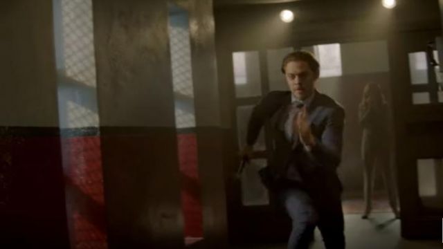 Alber trouser Grey Slim Fit Tai­lored Trousers worn by Ainsley Whitly (Halston Sage) in Prodigal Son Season 1 Episode 7