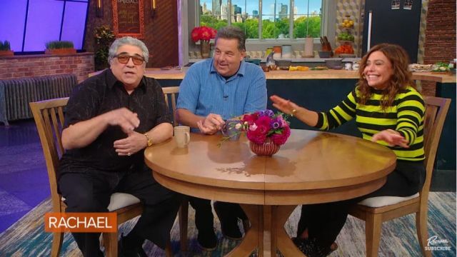 Raquel Allegra Ruched Pantalones Pantalones Negro usado por Rachael Ray en The Rachael Ray Show octubre 28, 2019