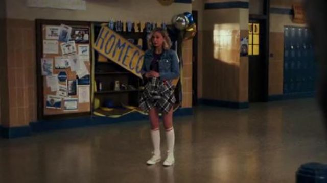 Rag & bone JEAN Slim Long Sleeve Top worn by Samaira Dean (Sophie Simnett) in Daybreak Season 1 Episode 5