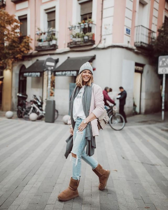 501 Crop Jeans of Natalia Cabezas on the Instagram account @trendy_taste