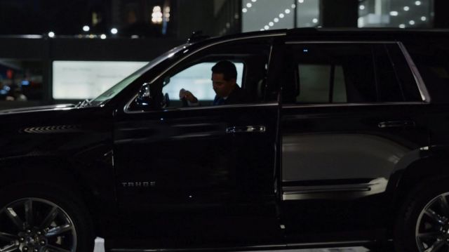 Chevrolet Tahoe as seen in The Morning Show (S01E01)